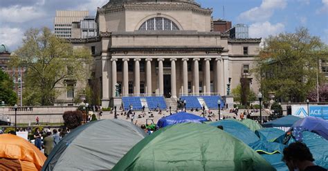 Columbia University Protesters Undeterred During Mike Johnson S Campus Columbia University Protesters Undeterred During Mike Johnson S Campus